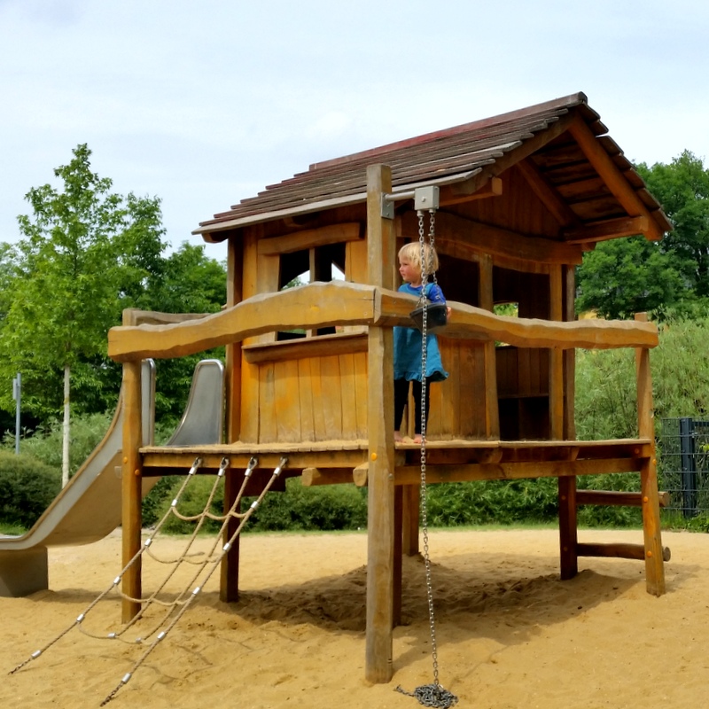 Spielplatz- Kindheit- Freiheit- Spielszunden-Sommer- Erfurt- Espachbad