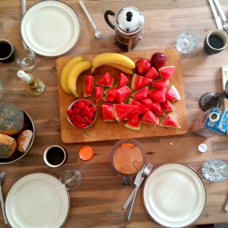 Frühstück-Obst-Saft-Gemüsesaft-Rohkost-Paleo-clean eating