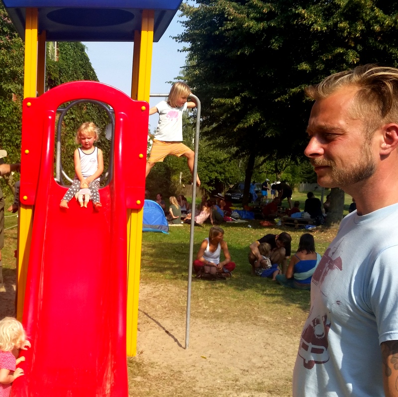 Schulfrei Festival- Spielplatz- freies Spiel- Spielen ohne Angst- Kind vertrauen