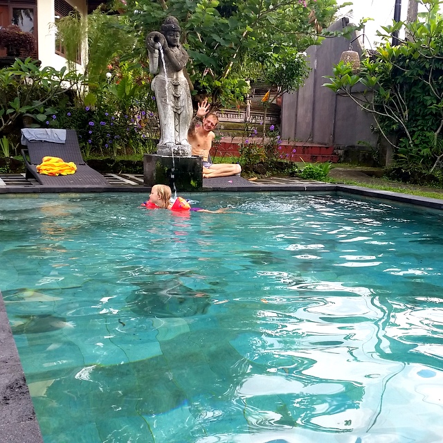 Pool ueber Airbnb in Ubud Bali mit Kind